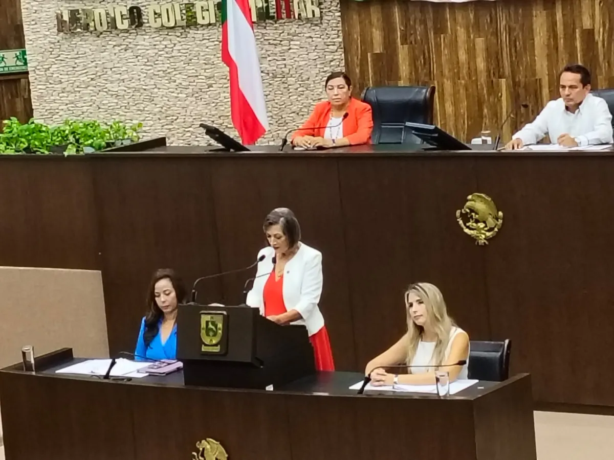 Congreso del estado reconoce la trayectoria y vocación de Silvia María Sánchez Molina