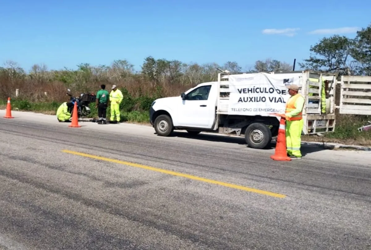 Brinda SICT auxilio vial en yucatán durante periodo vacacional 