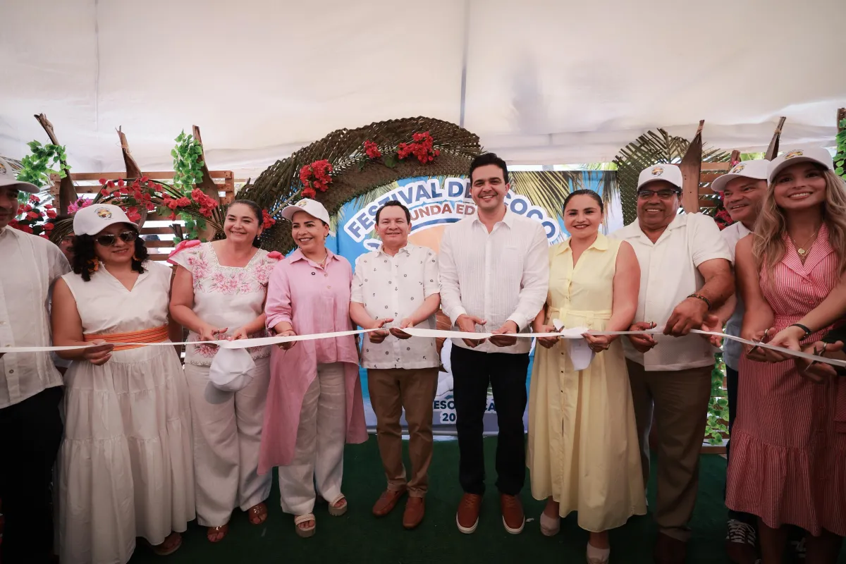  Clausura del Festival Renacer de la Costa Yucateca en el puerto de Progreso