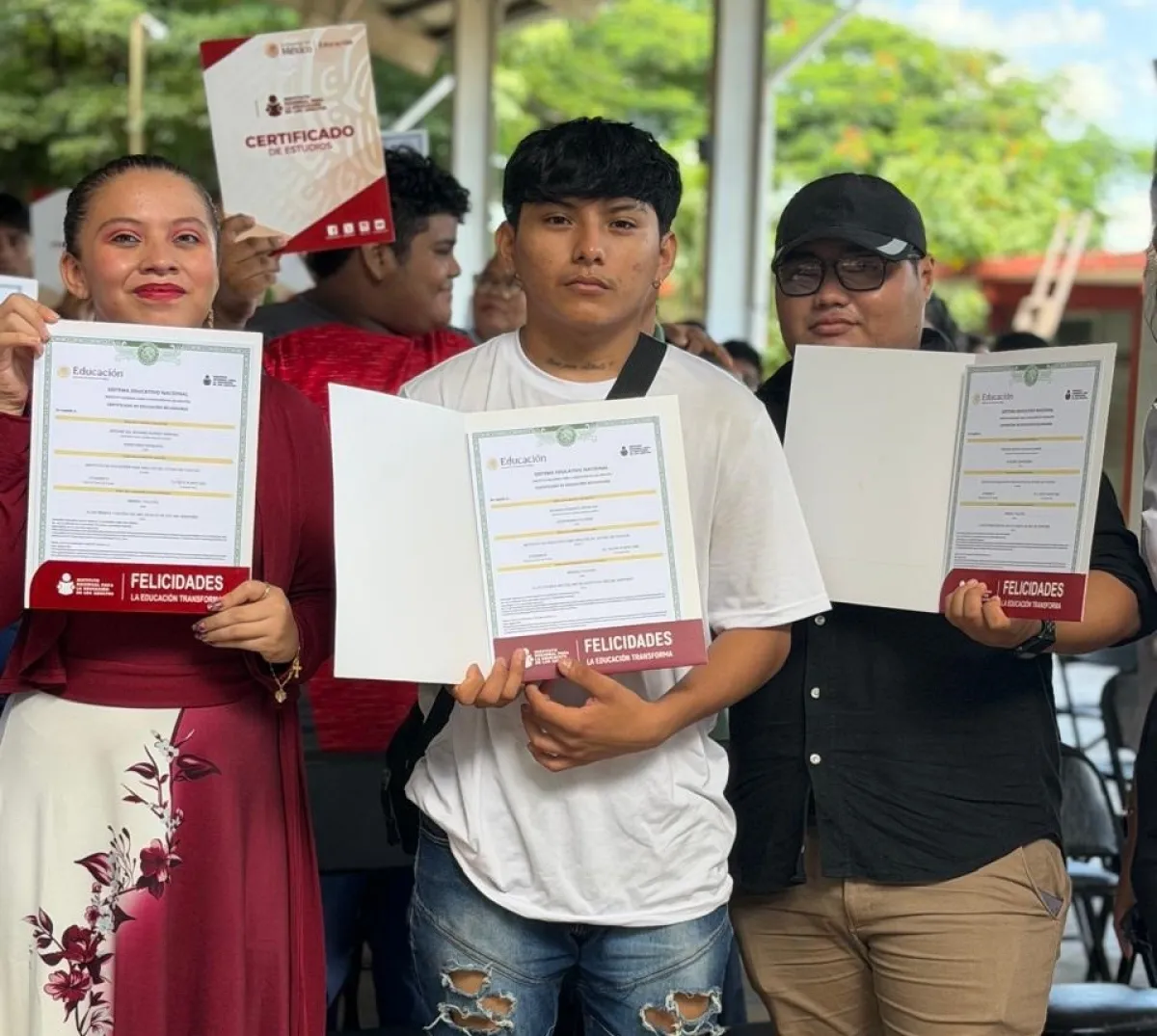 Más de siete mil personas de 15 años o más superan rezago educativo en Yucatán